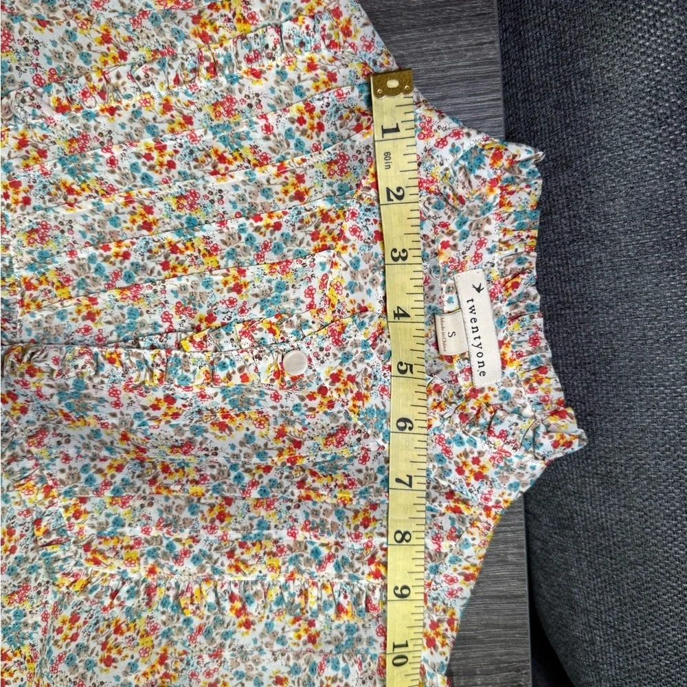 Twentyone  Floral Blouse - Multicolor - Picture 12 of 15
